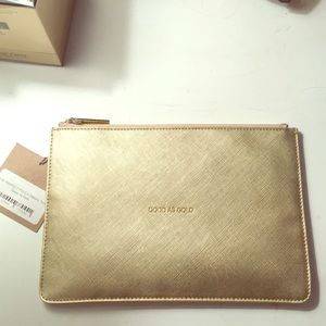 Gold clutch